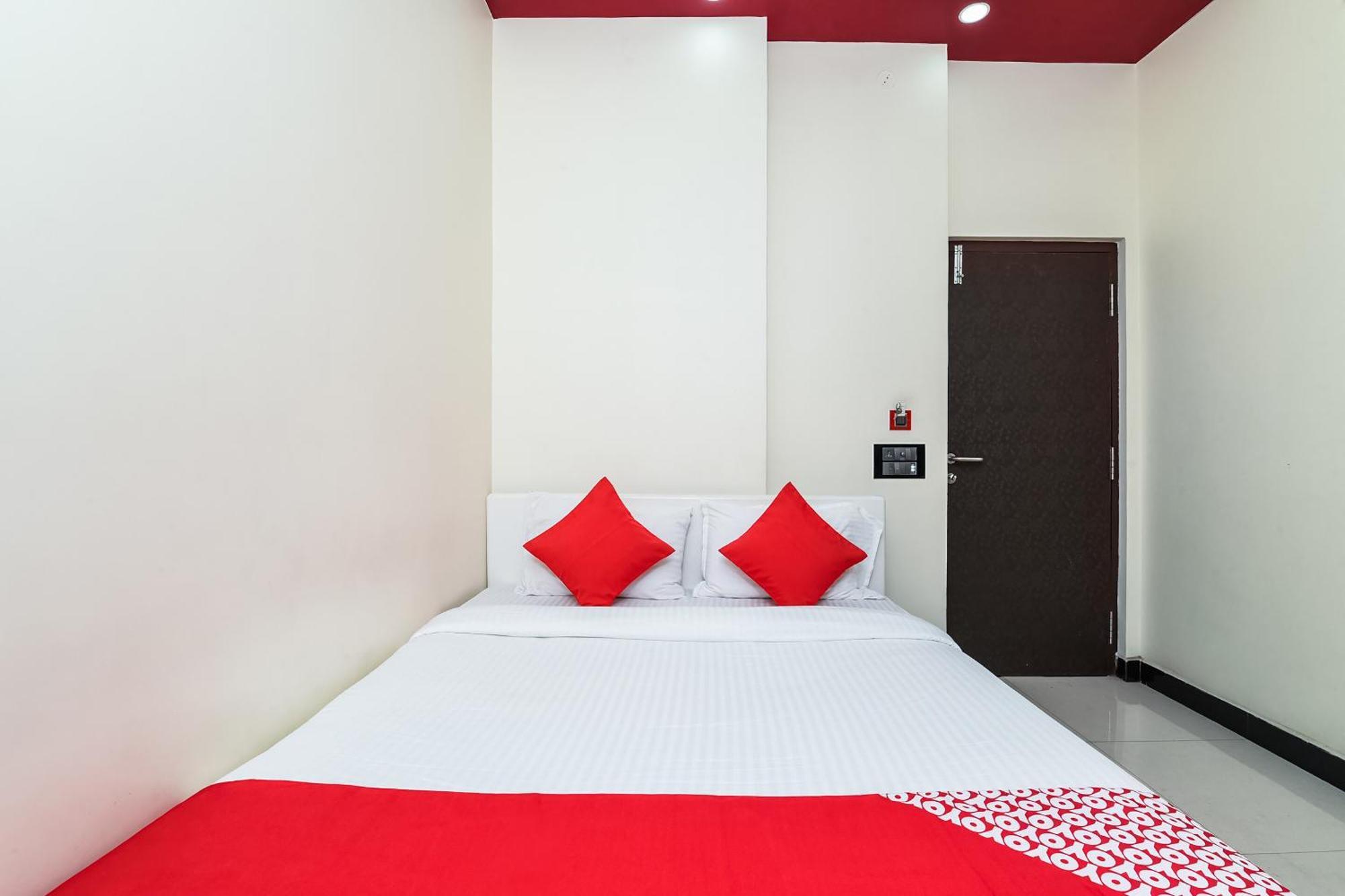 Collection O Spar Grand Hotel Visakhapatnam Exterior photo